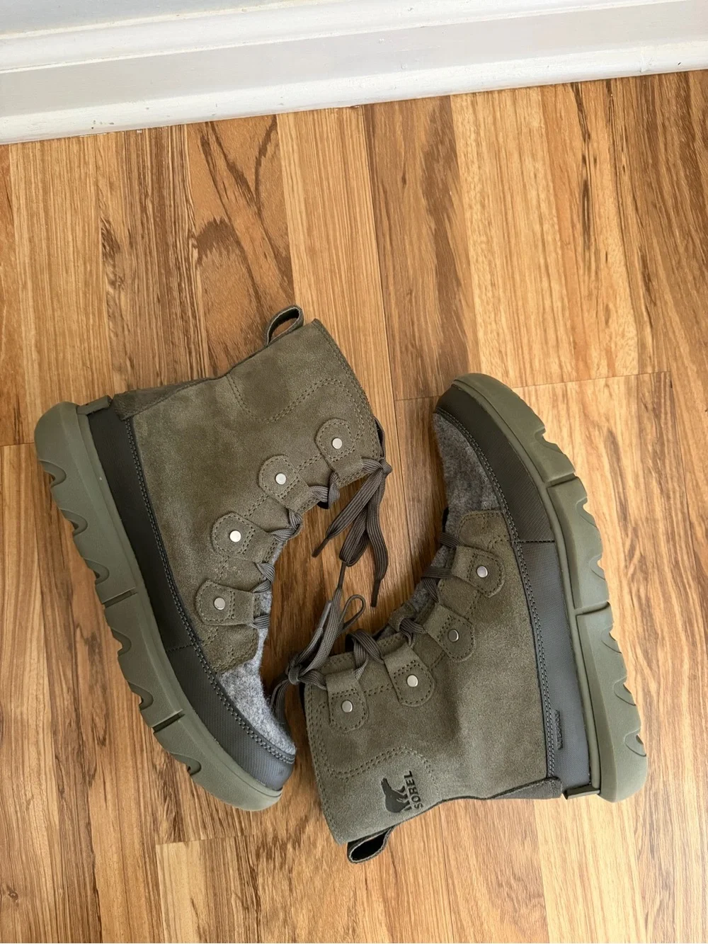 Sorel Women’s Explorer Nex Joan Waterproof Winter Boots Green Sz 7.5